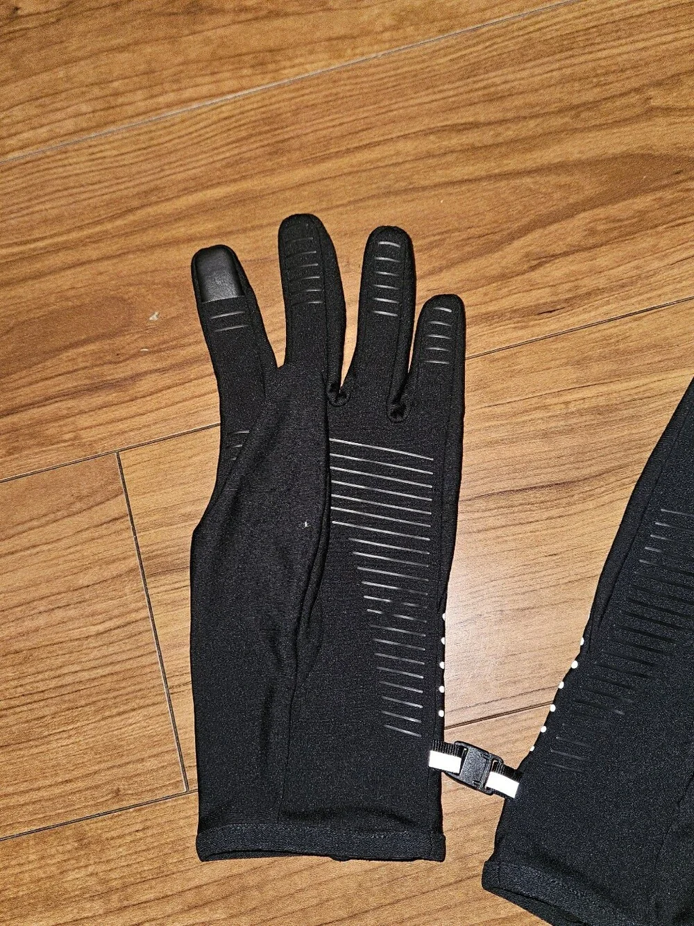 lululemon athletica Black Lightweight Running Gloves with Reflective Trim